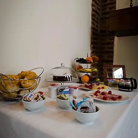 Bed and Breakfast Il Riposo San Damiano dʼAsti