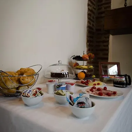 Oda ve Kahvaltı Il Riposo